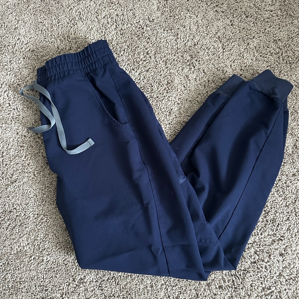 COPY - High waisted figs joggers